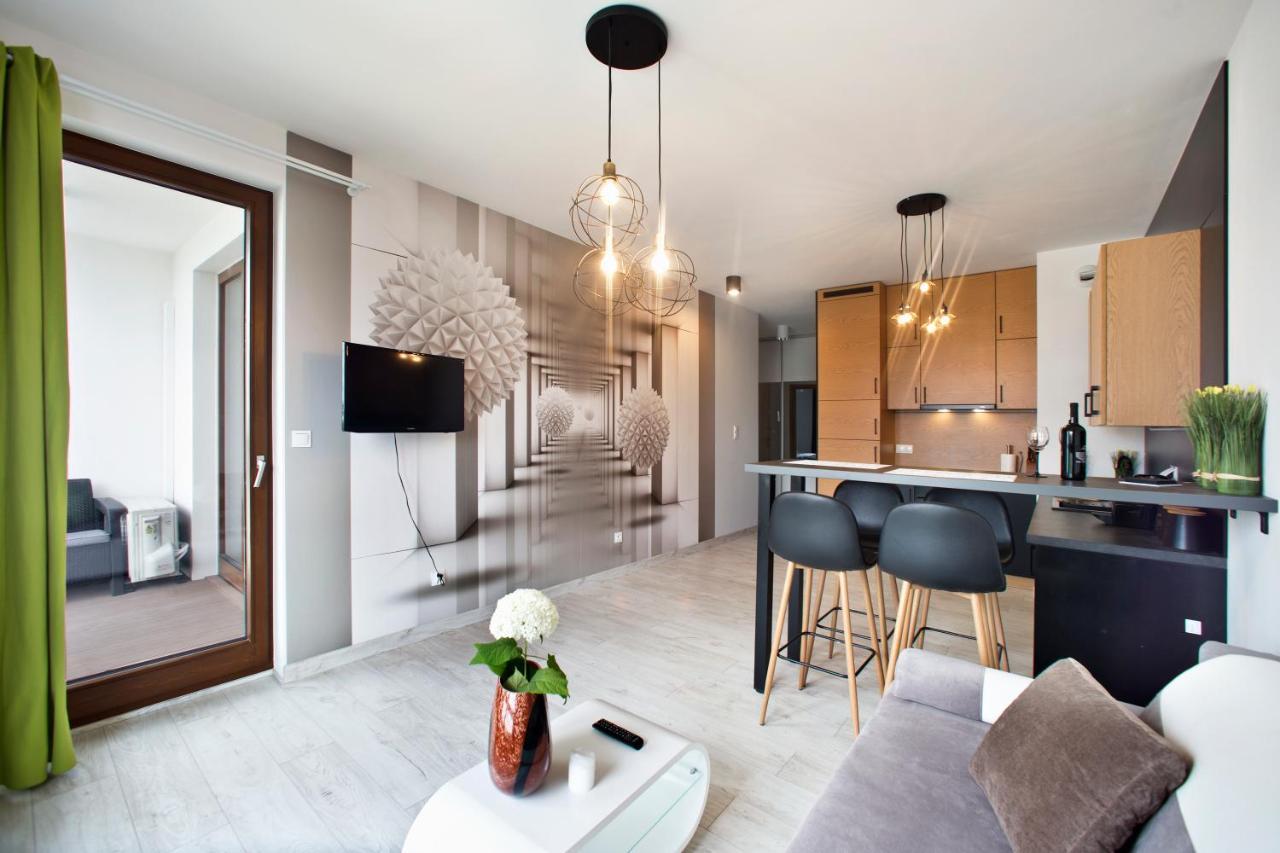 Cybernetyki 6B Serviced Accommodation Warschau Exterior foto